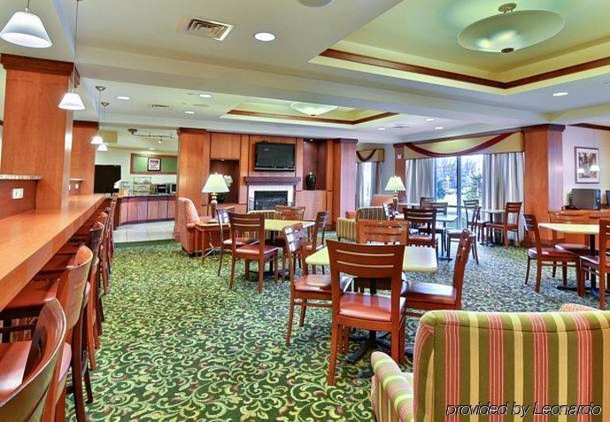 Fairfield Inn & Suites By Marriott State College Exterior foto
