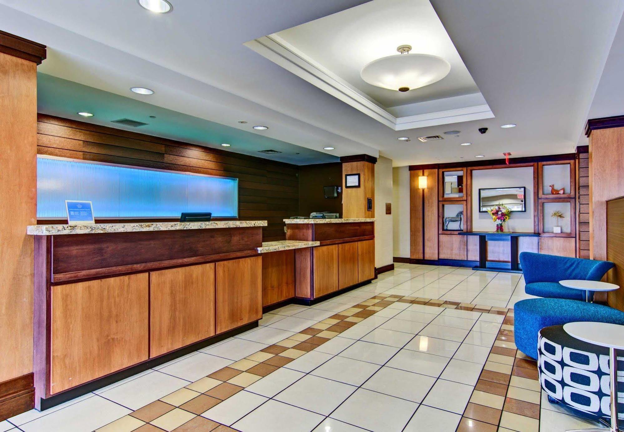 Fairfield Inn & Suites By Marriott State College Exterior foto